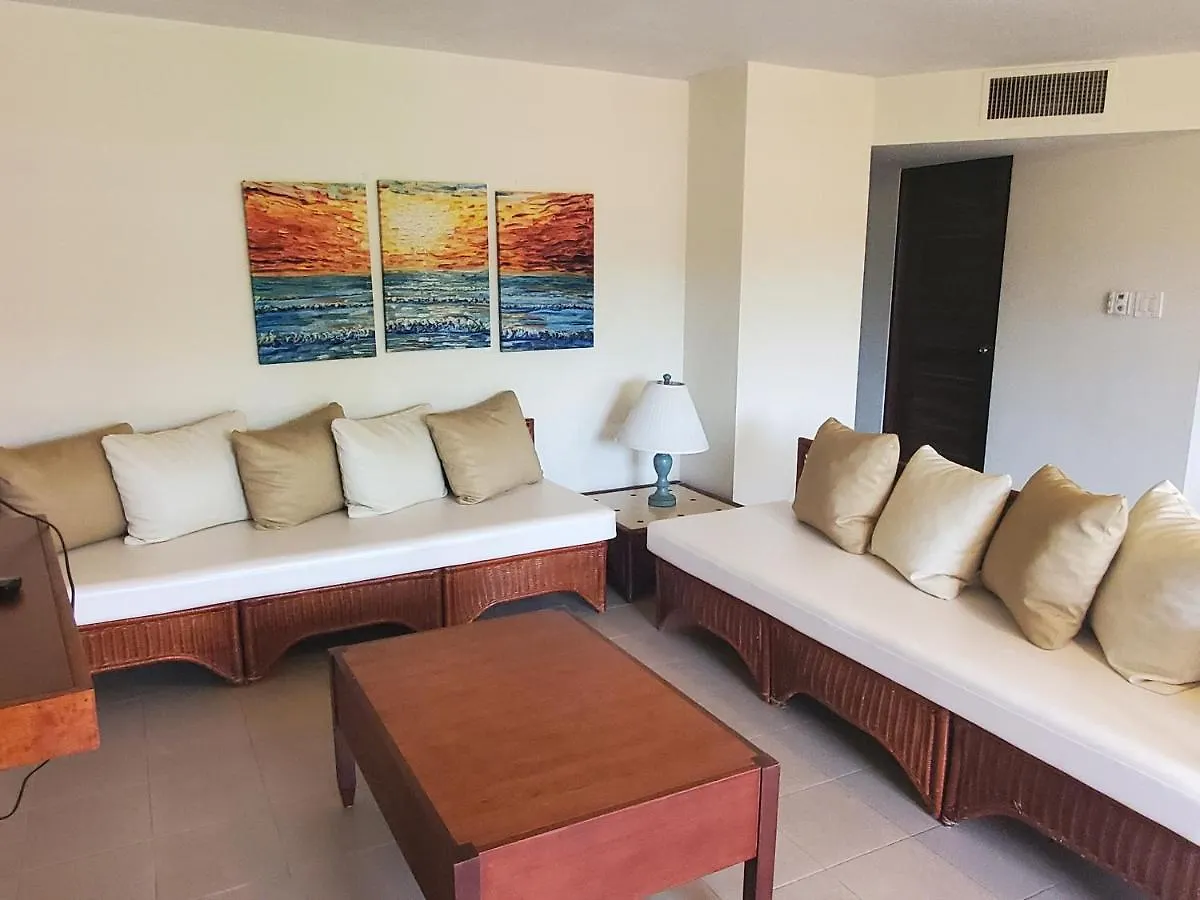 هوماكاو The Village At Palmas Del Mar 0*,